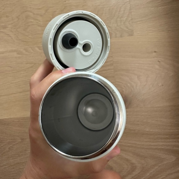 Simple modern Checkered Insulated Water Bottle - Picture 2 of 2